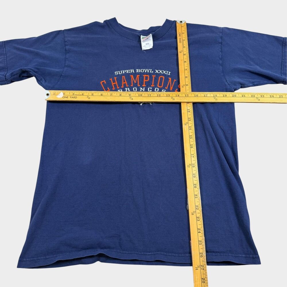 Vintage 90s Denver Broncos Super Bowl XXXII Champions T Shirt Fruit of the Loom - Picture 9 of 9